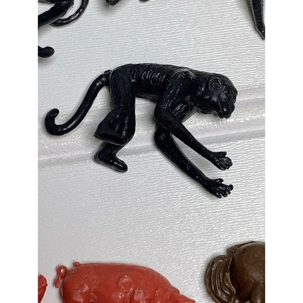 Vintage Hong Kong Miniature Mini Plastic Farm & Jungle Animals Lot of 34